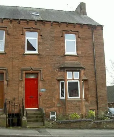 The Red Townhouse 3* Penrith