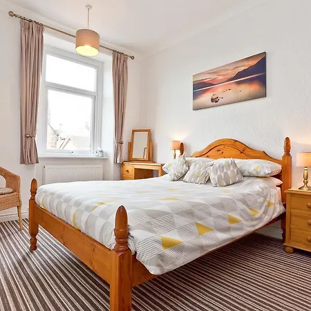 The Red Townhouse فندق مبيت وإفطار