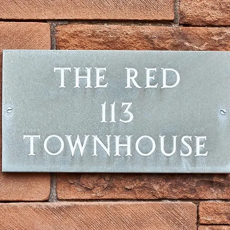 Bed & Breakfast The Red Townhouse 3*